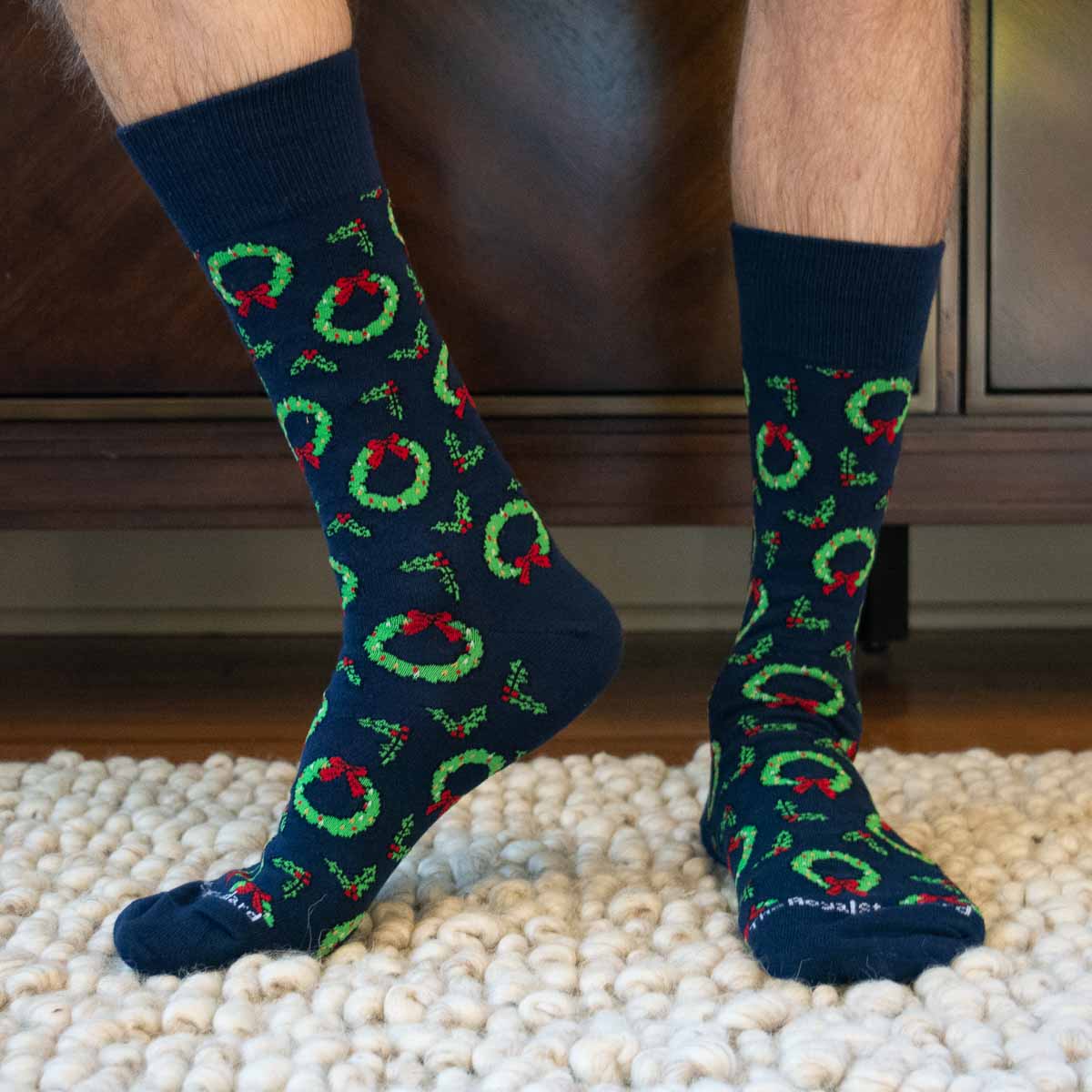 Men's Holly Wreath Socks